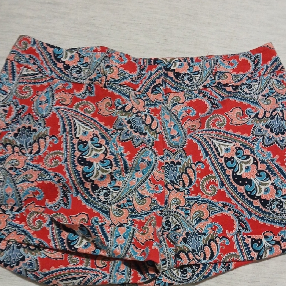 New York & Company Red Paisley High Waist Shorts